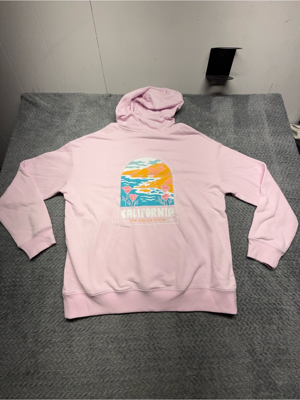 Columbia Pink Graphic Crewneck Sweatshirt